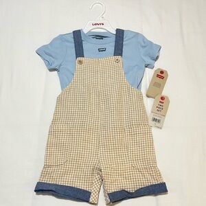 Levi's NWT Boy’s Gingham Beige Overalls with Blue T-Shirt 24M